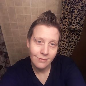 Meet your Posher, Holly